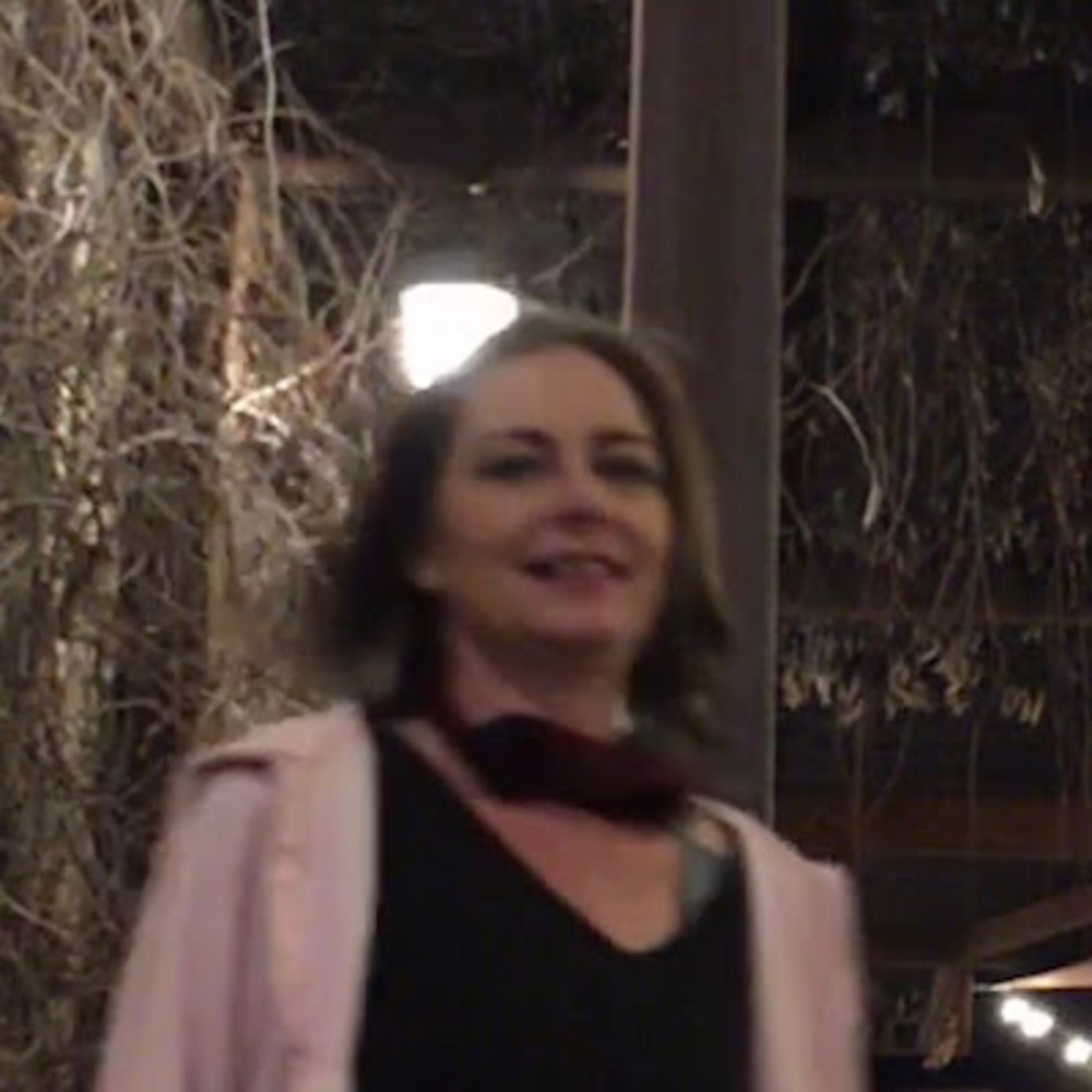 Meet your Posher, Leanne e